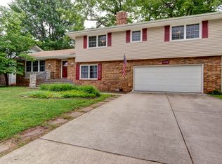 1062 E Meadowlark St, Springfield, MO 65810