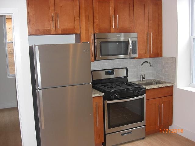 1st image of 2737 W Girard Ave #2R