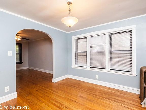 5th image of 4101 W Belmont Ave #1318