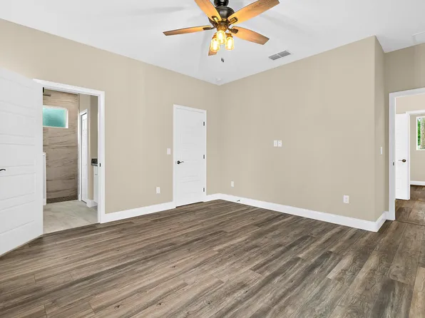 32 Wentworth Ln, Palm Coast, FL 32164