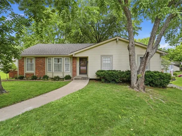 8100 Hauser Dr, Lenexa, KS 66215