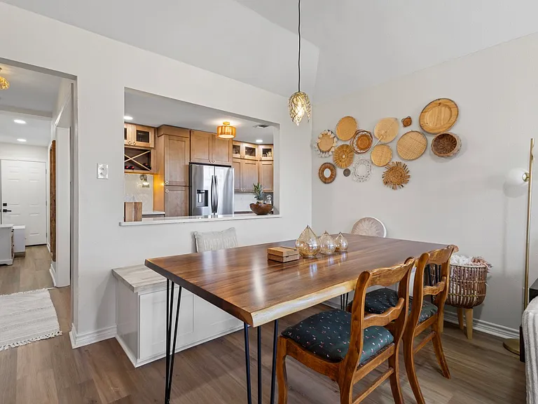411 N Arizona Dr — Photo 14