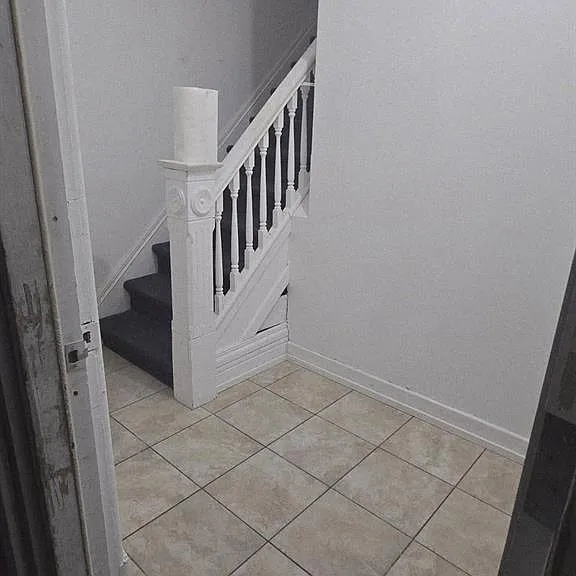 6 Hazelton St — Photo 3