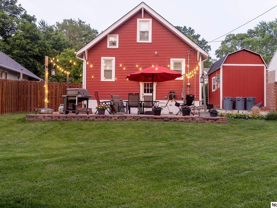 2032 N 64th St, Omaha, NE 68104 | Zillow