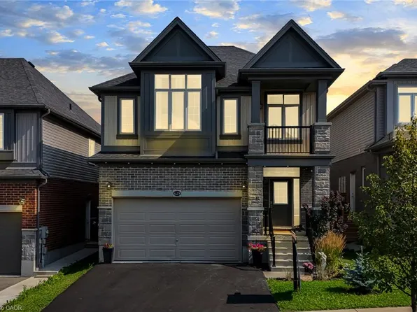 629 Wild Rye St, Waterloo, ON N2V 0E3