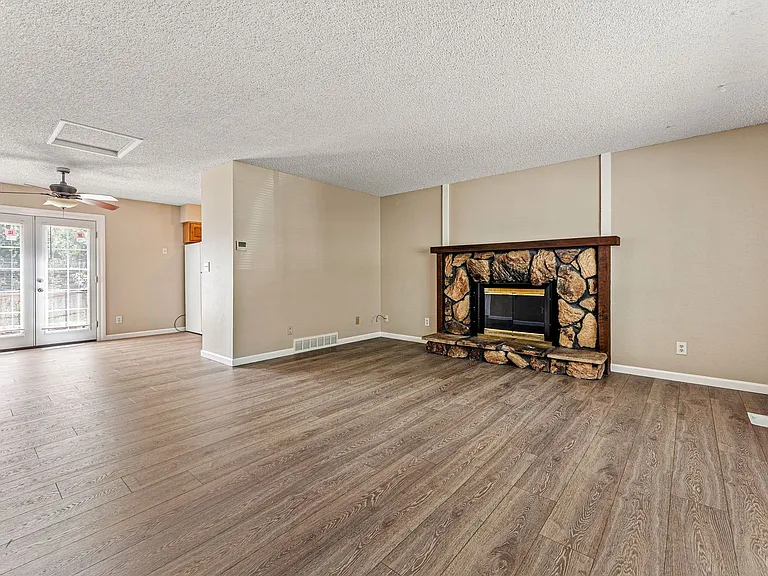 1380 South St — Photo 4