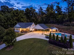194 Lyles Pond Rd, Rutherfordton, NC 28139