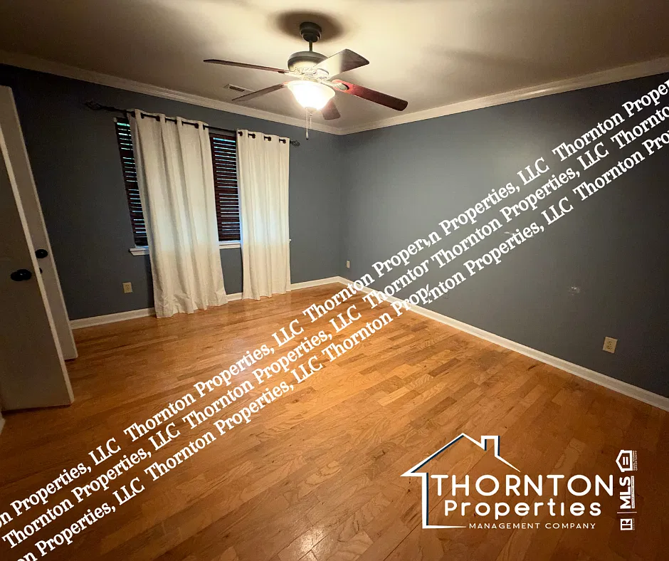 3 bed, 1604 sqft, $1,800 — Photo 4