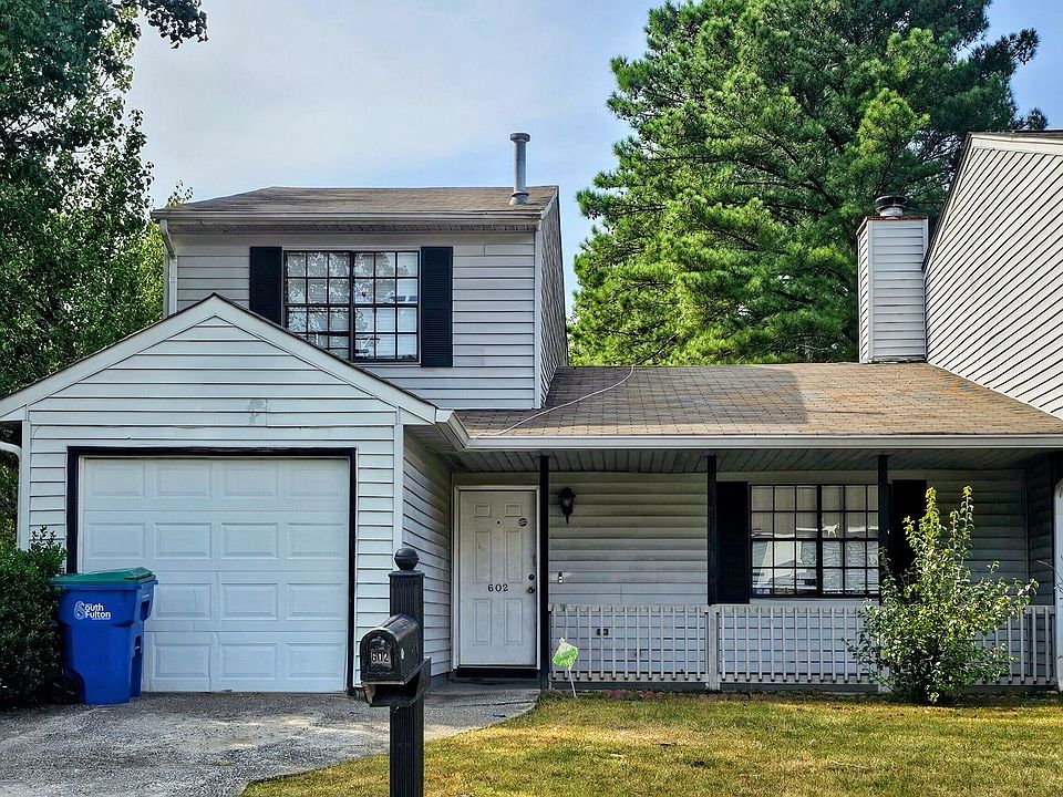 1st image of 602 Pine Tree Trl S