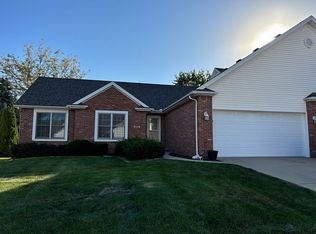 2011 Dream Dr, Normal, IL 61761