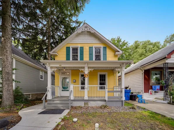 211 Cameron Ave, Windsor, ON N9B 1Y5