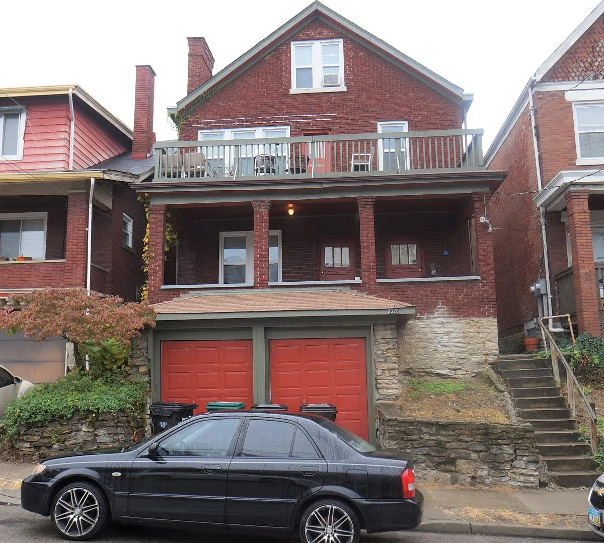 5 bed, 2046 sqft, $3,500 — Photo 1