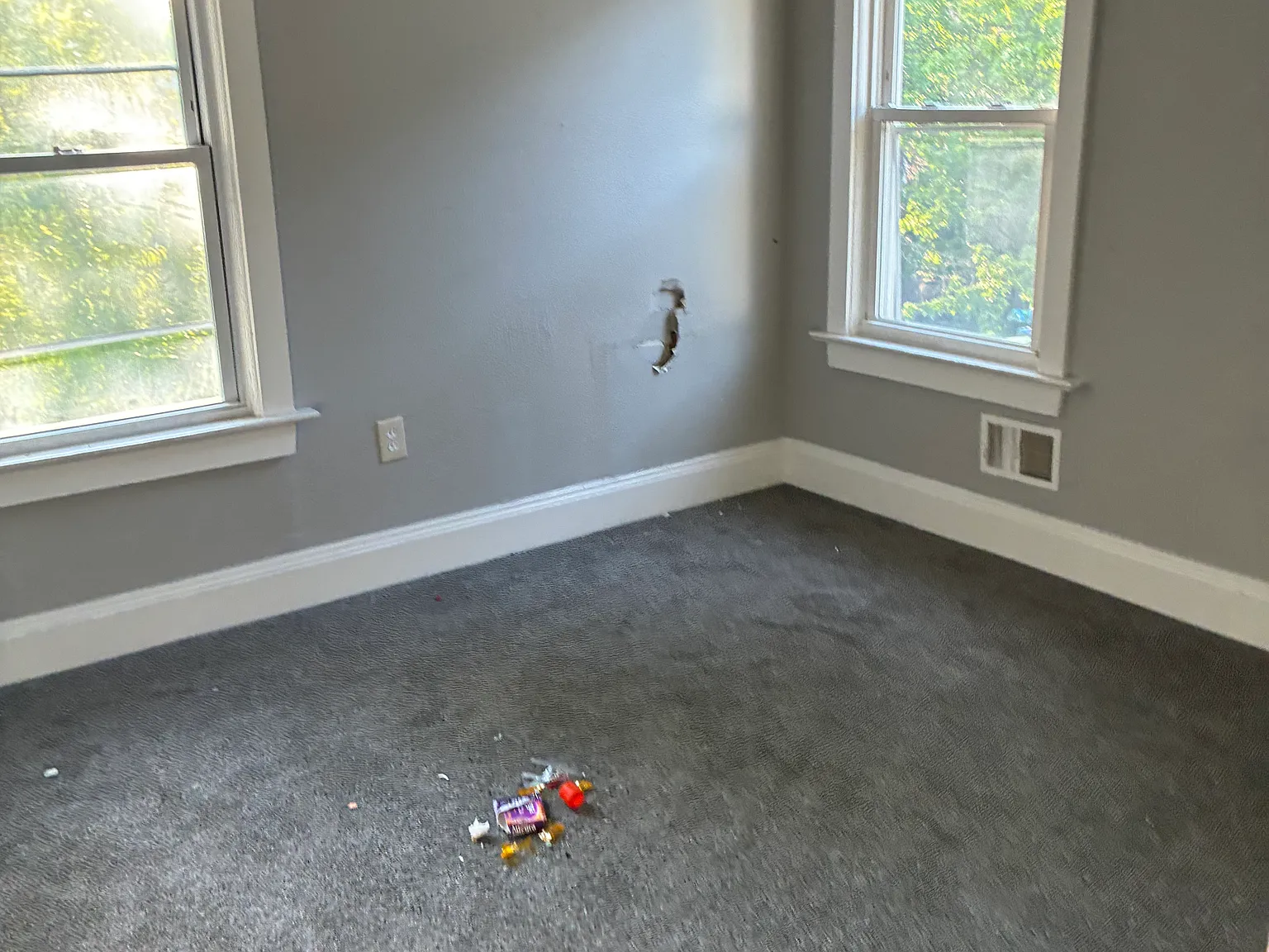 2 bed, 1204 sqft, $750 — Photo 2