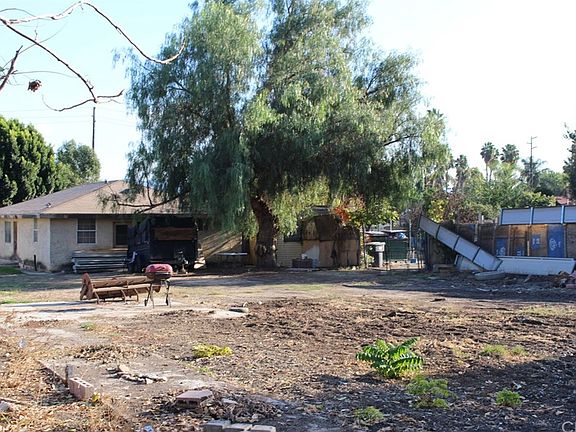 4th image of 543 S 5th Ave