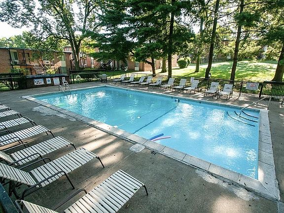 4th image of 2601 Hillsboro Pike APT I3