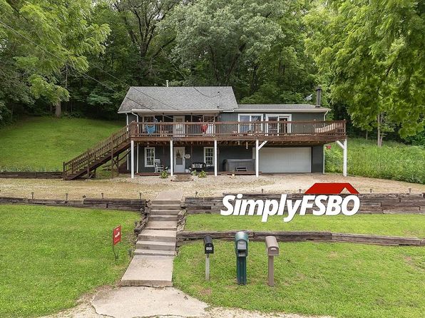 1204 N 2nd St