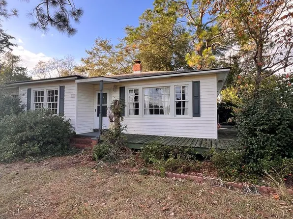 131 E Dasher St, Sycamore, GA 31790