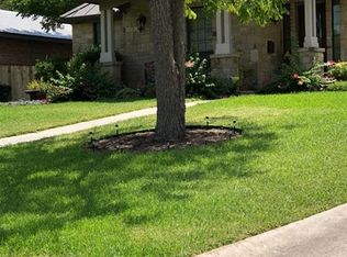 208 Sharon Dr, San Antonio, TX 78216