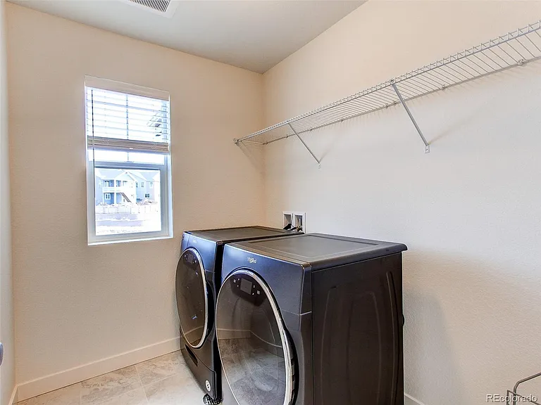 4081 Fortune Ln — Photo 16