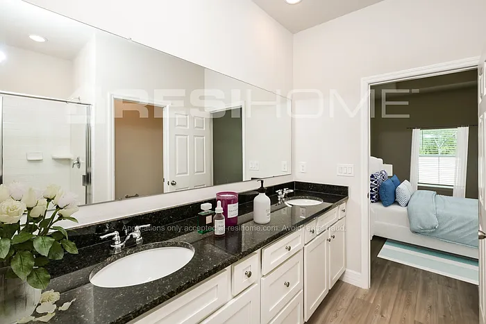 175 Honeytree Ln — Photo 11