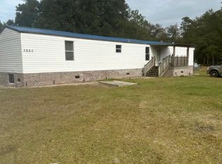 1921 Arthur Lawrence Dr, Mc Clellanville, SC 29458