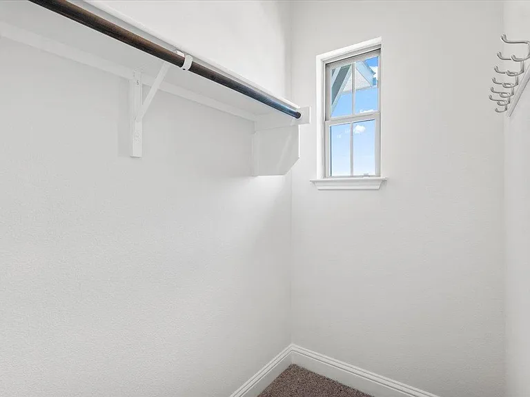 6717 Vicenza Dr — Photo 27