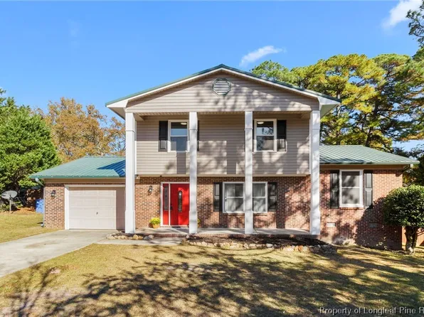 6894 Baystone Rd, Fayetteville, NC 28314