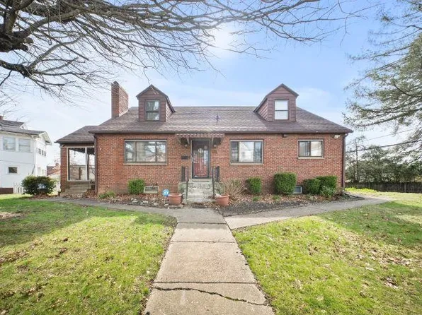 215 Norway Ave, Huntington, WV 25705