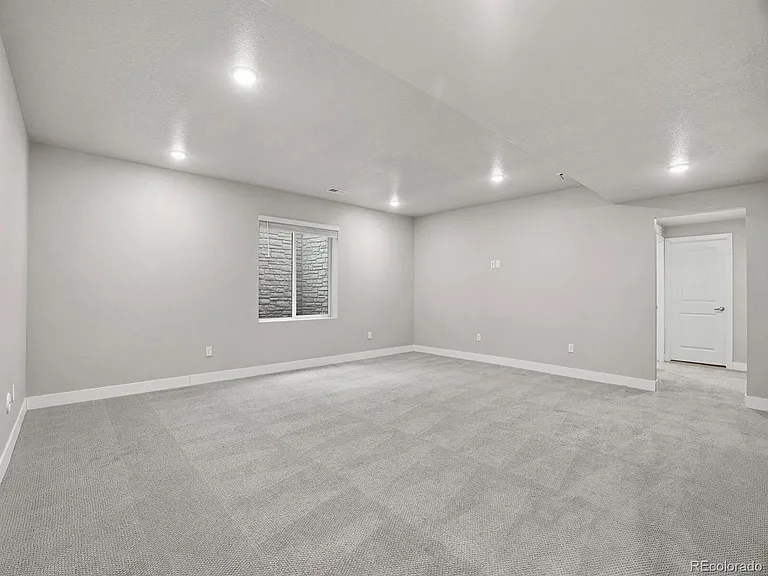 12565 Lake Terrace Ln — Photo 11