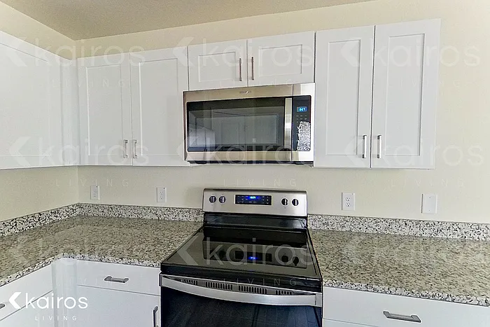 15601 Briar Forest Dr — Photo 6