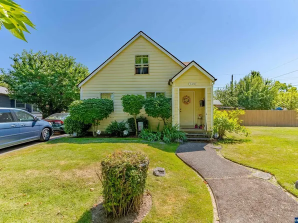 2430 Maple Ave NE, Salem, OR 97301