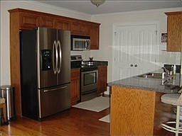 2nd image of 3447 Hamberton Cir