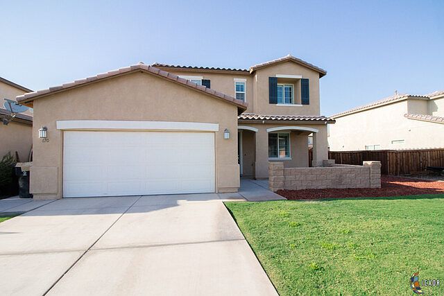 1st image of 670 Las Dunas St