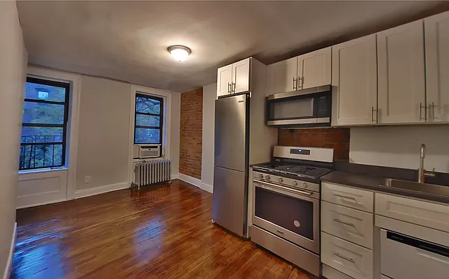 Rented by REAL New York | media 6