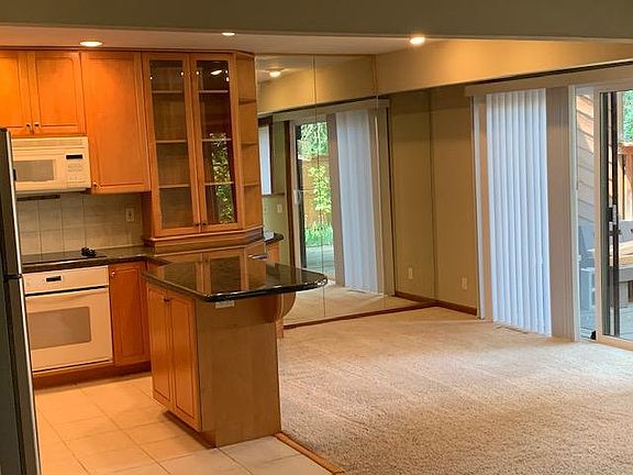 Dining room with mirror