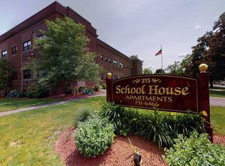 215 Kings Hwy, West Springfield, MA 01089