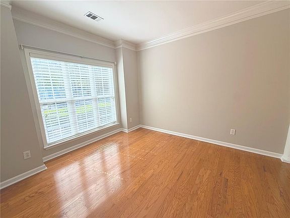 3rd image of 12442 Waterside Dr