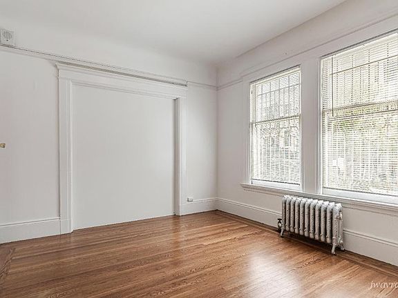 5th image of 2400 Van Ness Ave #4J