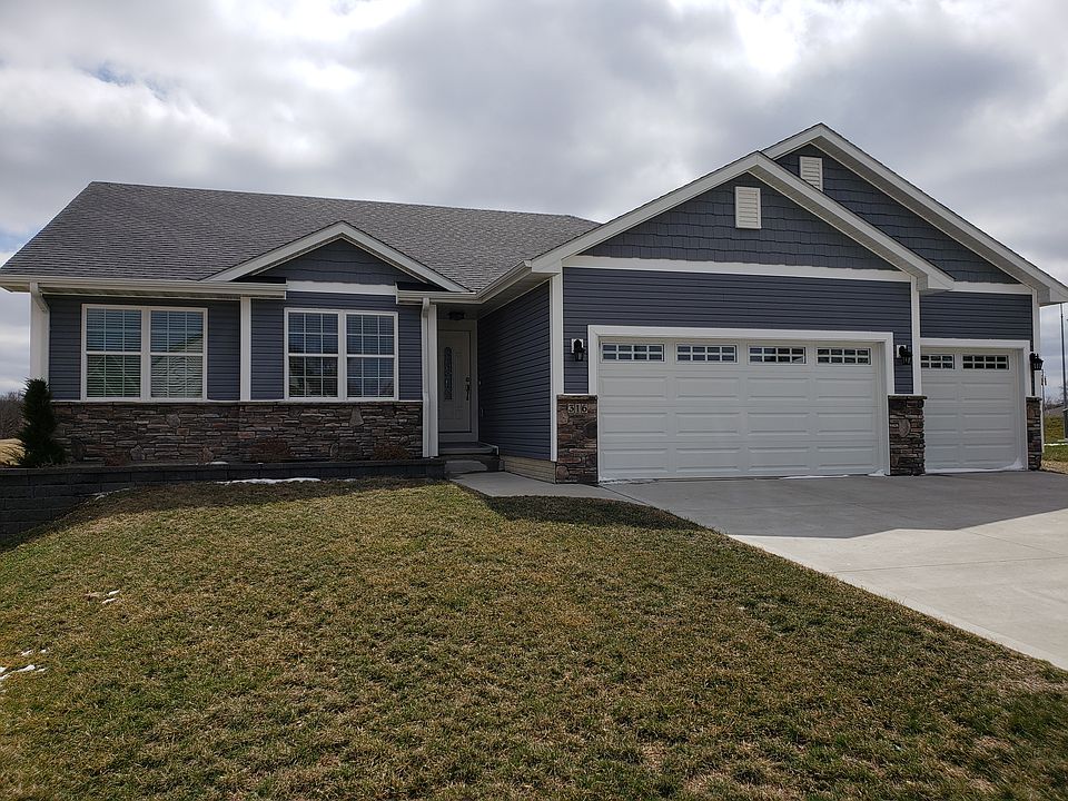 1st image of 316 Maple Dr