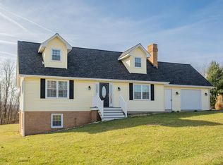 4544 Old Tavern Rd, Pulaski, VA 24301