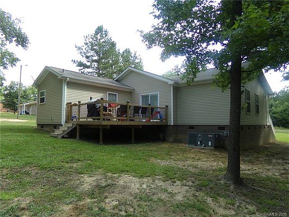 4th image of 80 Rupert Courtney Ln