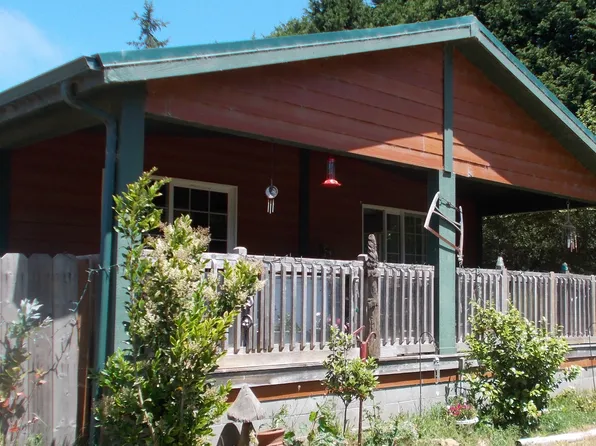 1500 Morehead Rd #A, Crescent City, CA 95531