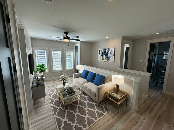 4th image of 101 Henry Ave #1