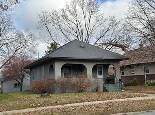 315 4th Ave, Charles City, IA 50616