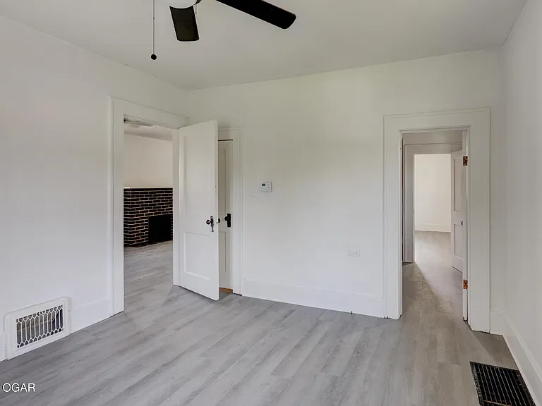 2212 Bird Ave — Photo 16