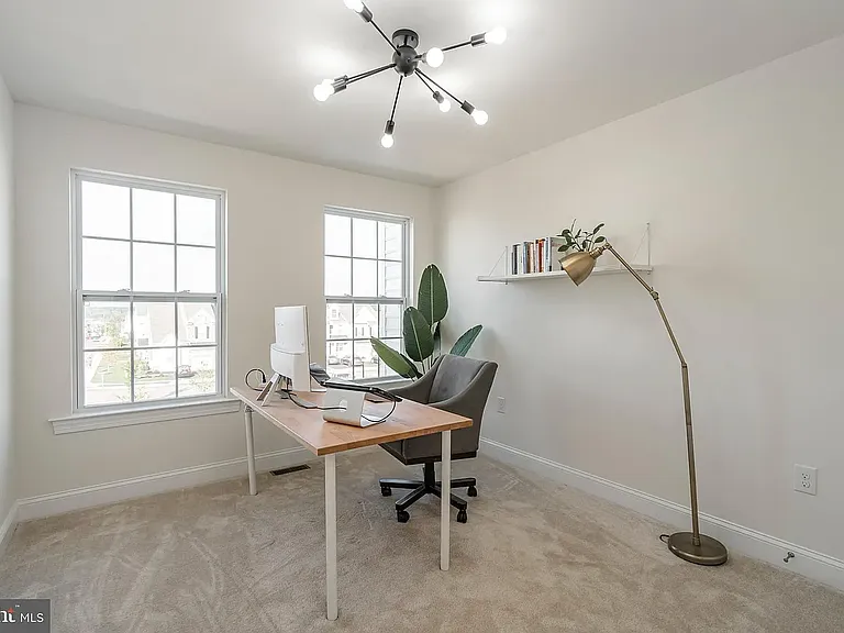 350 Flintrock Ct — Photo 24