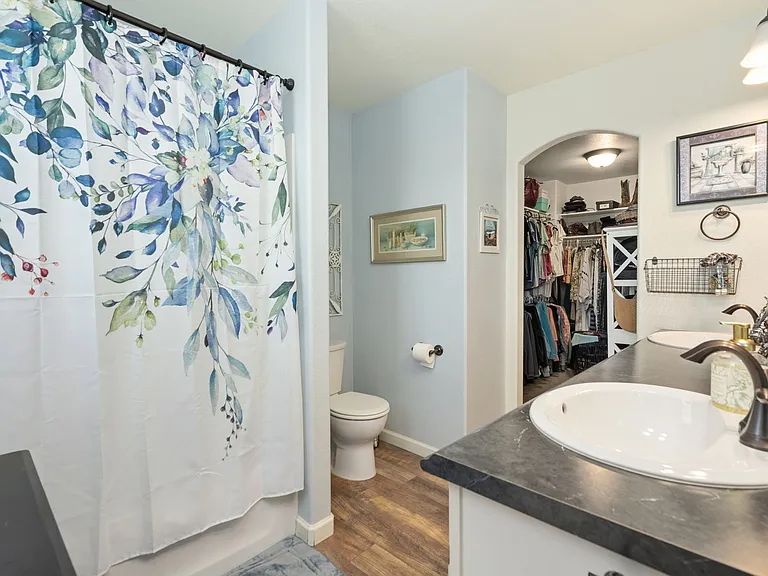 2049 Wagon Train Dr — Photo 22