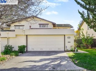 2369 Sharon Oaks Dr, Menlo Park, CA