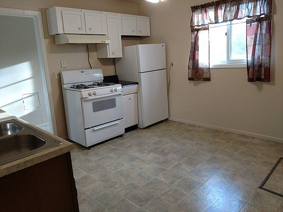 5th image of 1140 3rd Ave S