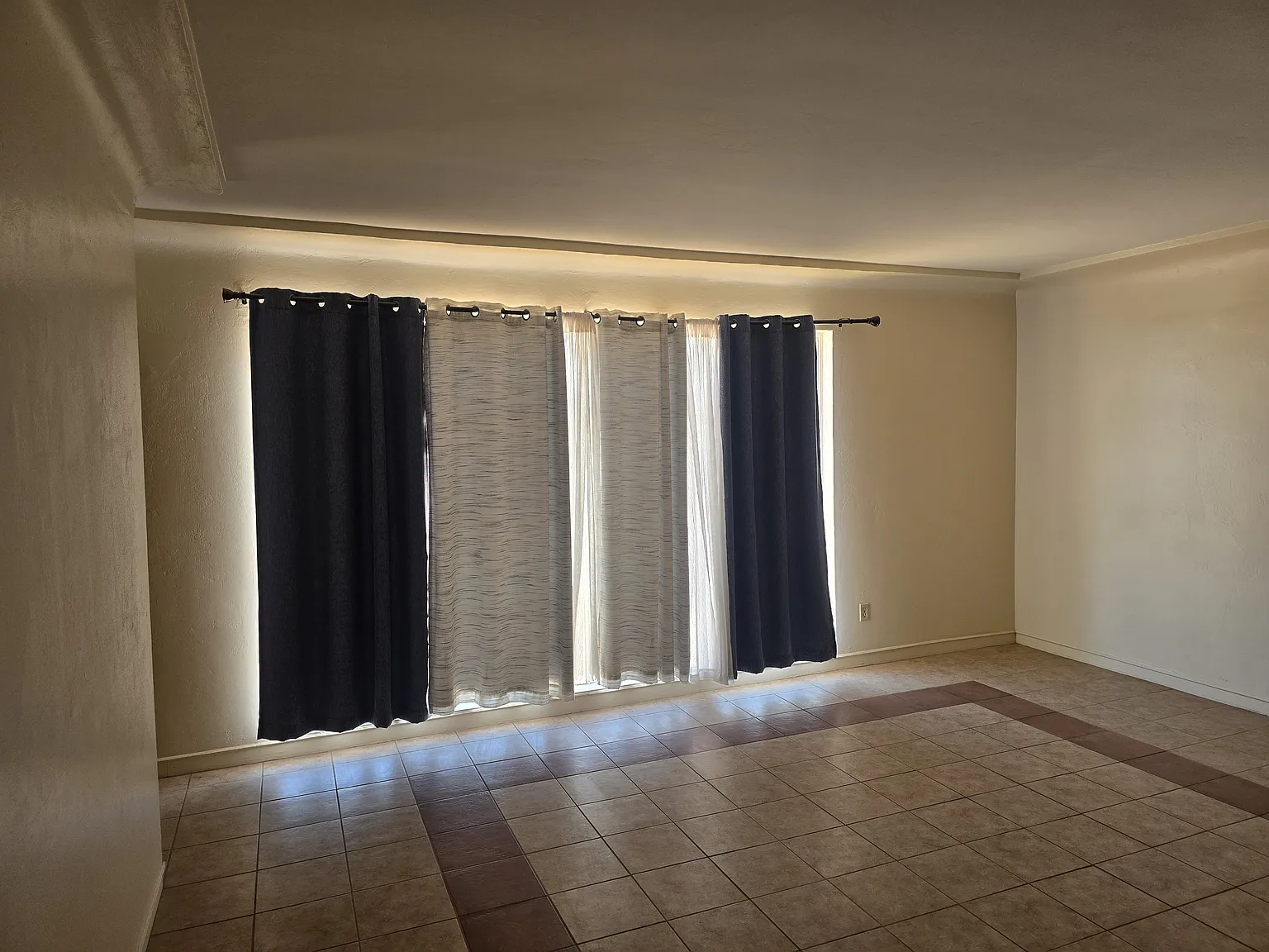 2 bed, 800 sqft, $895 — Photo 3